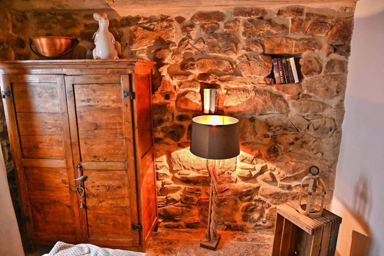 La Chambre Du Pigeonnier Braux  外观 照片